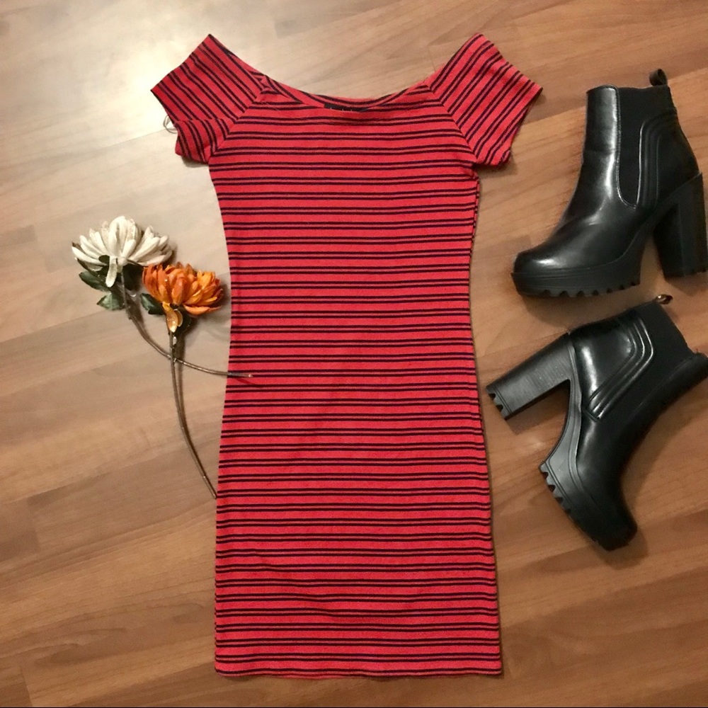 Body Con Short Sleeve Striped Dress